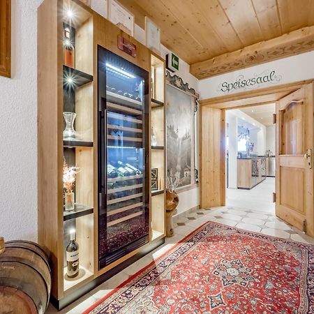 Hotel Jaegerhof Kaunertal Bagian luar foto