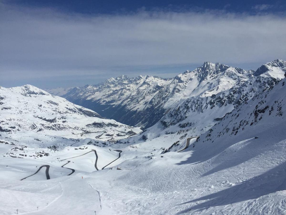 Hotel Jaegerhof Kaunertal Bagian luar foto