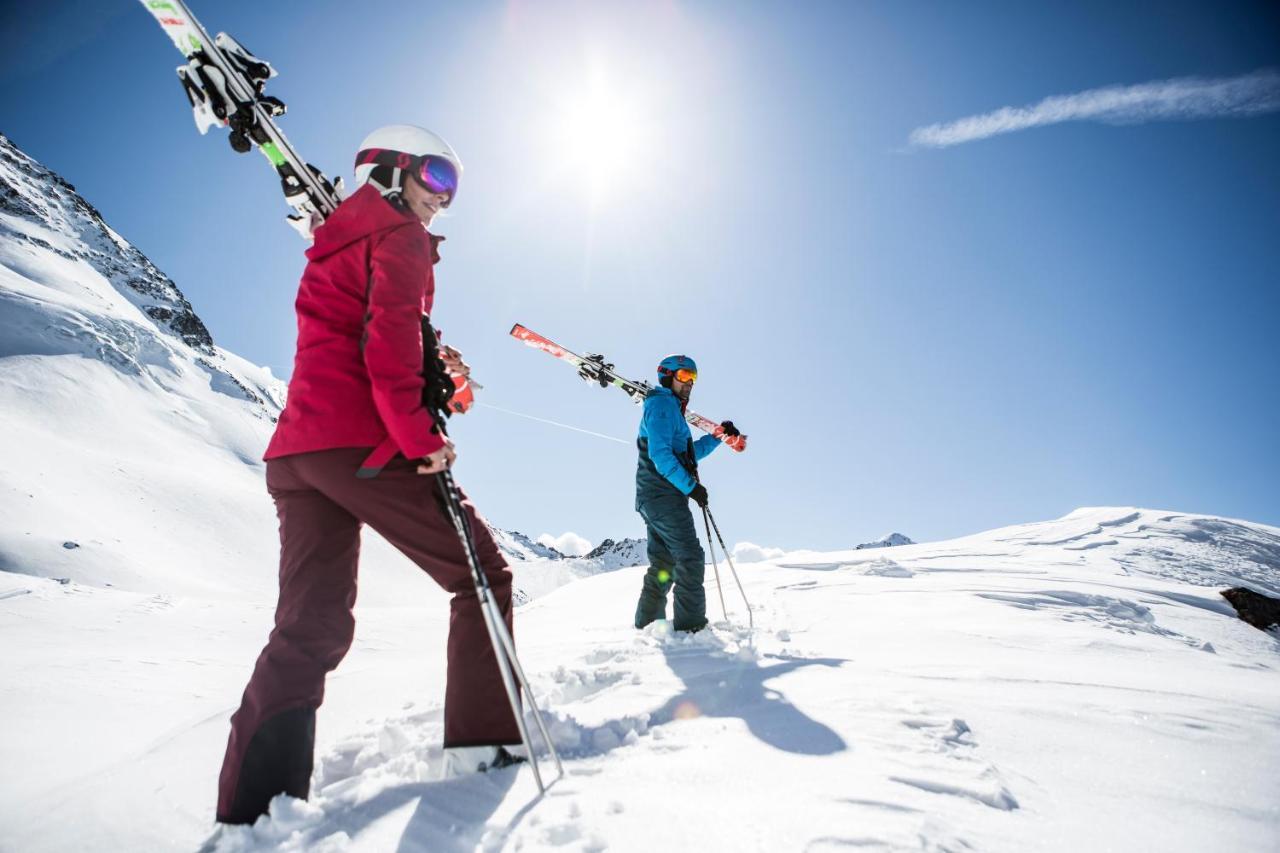 Hotel Jaegerhof Kaunertal Bagian luar foto