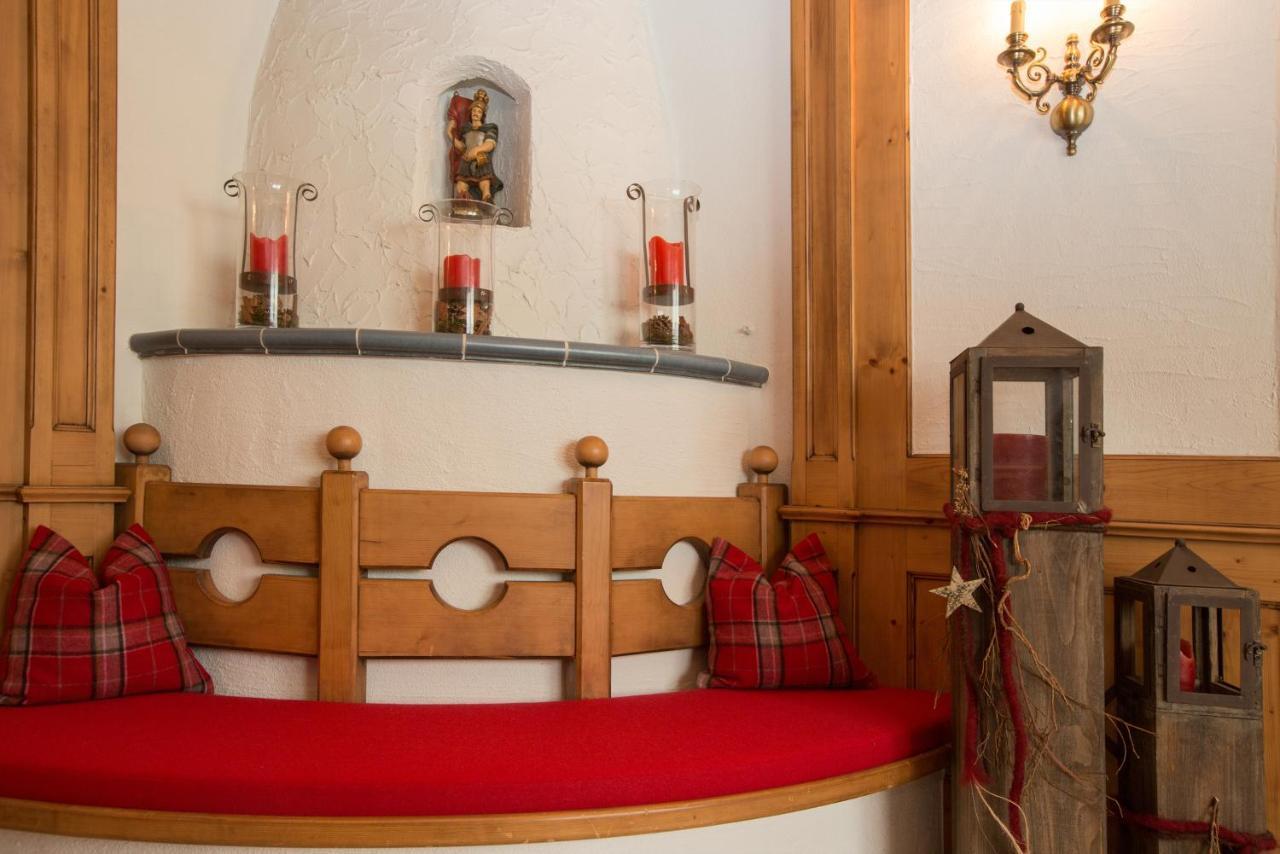 Hotel Jaegerhof Kaunertal Bagian luar foto
