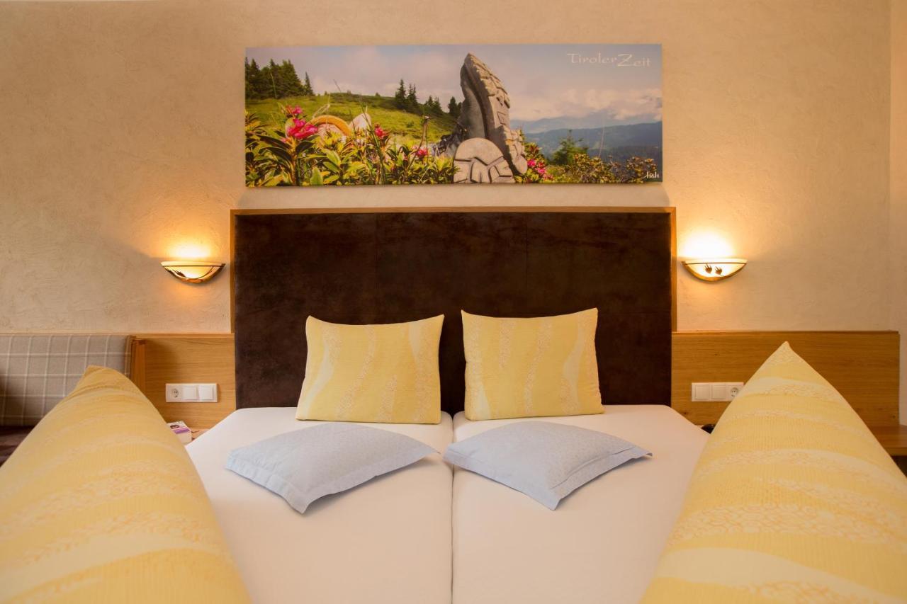Hotel Jaegerhof Kaunertal Bagian luar foto