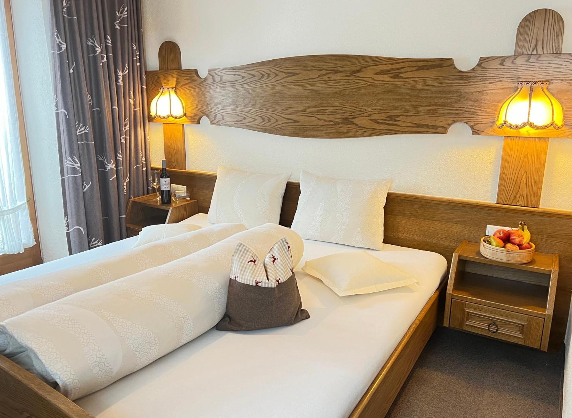 Hotel Jaegerhof Kaunertal Bagian luar foto