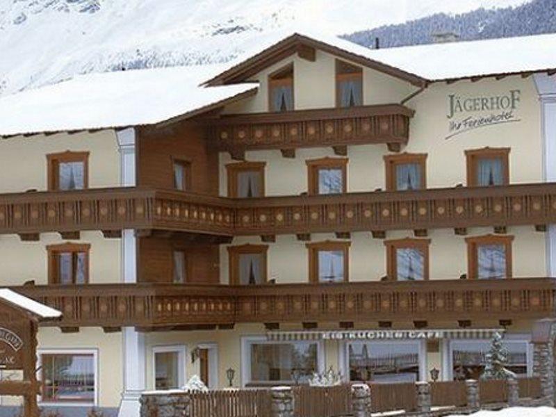 Hotel Jaegerhof Kaunertal Bagian luar foto